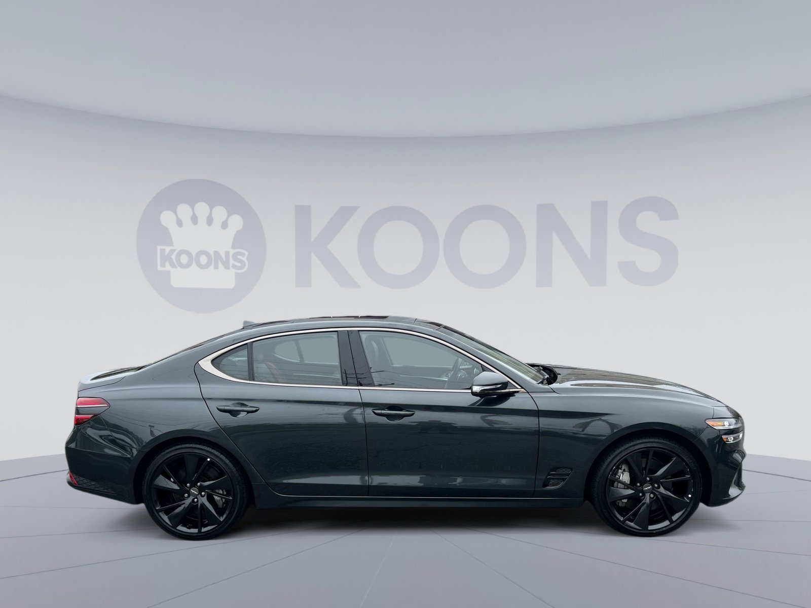 Used 2023 Genesis G70 3.3T w/ Sport Prestige Package image 8