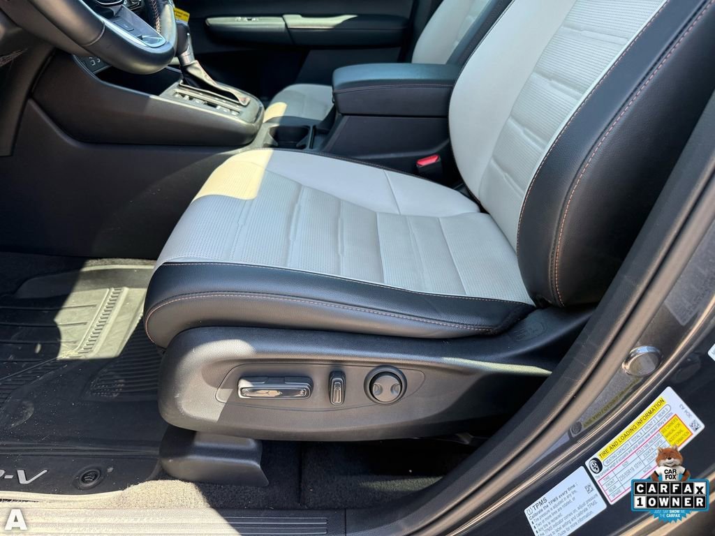 Used 2025 Honda CR-V Sport Touring image 13
