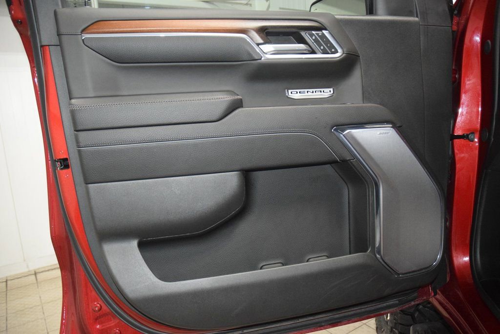 Used 2024 GMC Sierra 1500 Denali w/ Technology Package AWD/4WD image 46