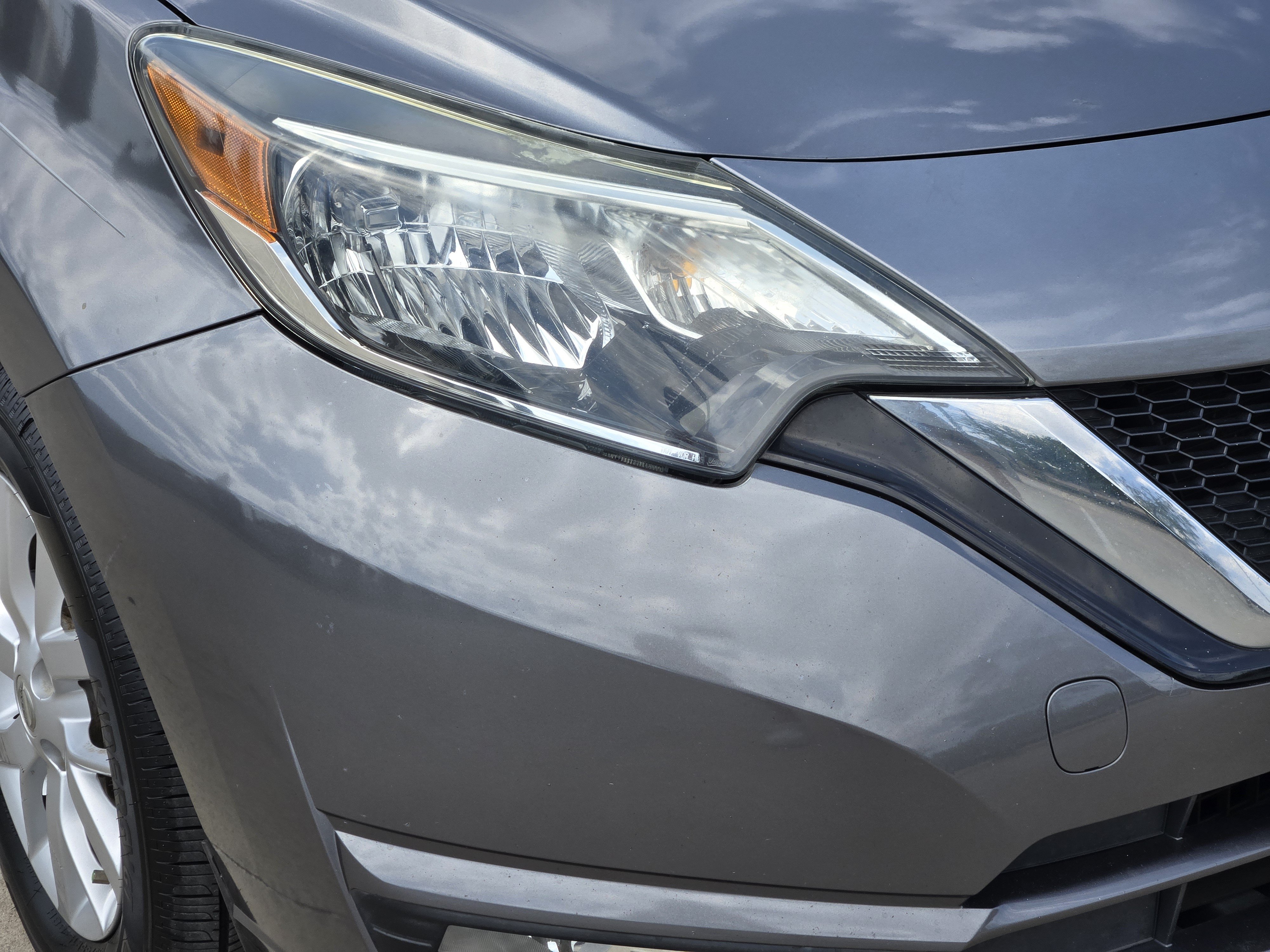 Used 2017 Nissan Versa Note SV w/ SV Appearance Package FWD image 10