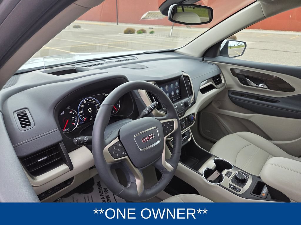 Used 2024 GMC Terrain Denali w/ Denali Premium Package AWD/4WD image 14