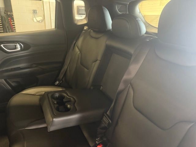 New 2025 Jeep Compass Limited w/ Sun & Sound Group image 16