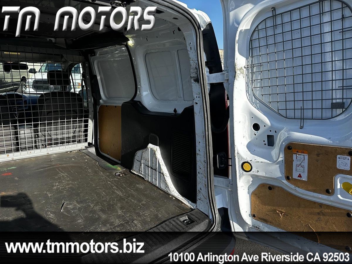 Used 2016 Ford Transit Connect XLT FWD image 11