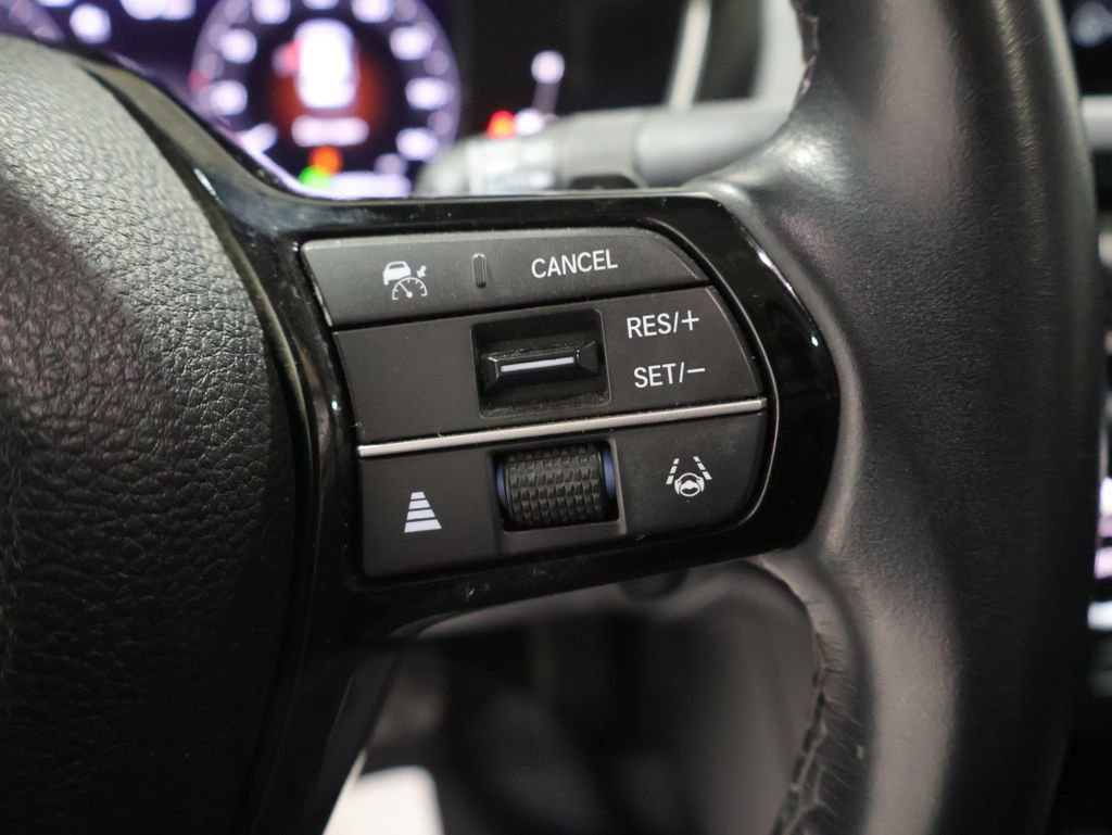 Used 2022 Honda Civic Touring image 38