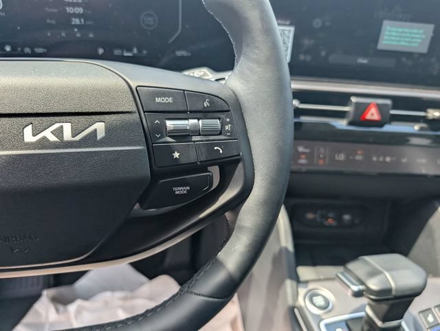 Used 2026 Kia Sportage SX AWD/4WD image 18