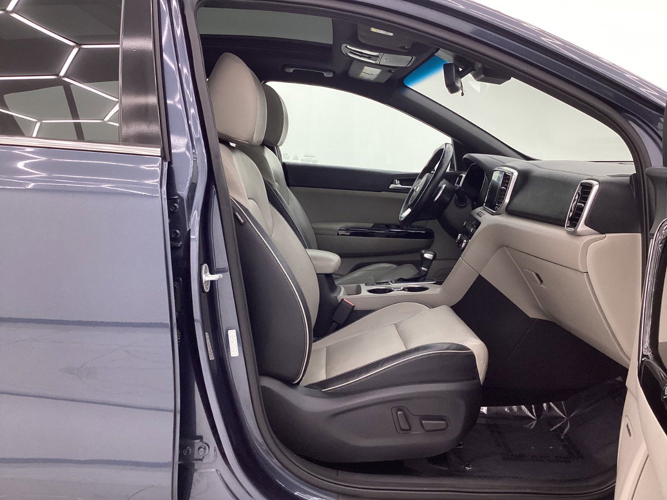 Used 2020 Kia Sportage SX image 15