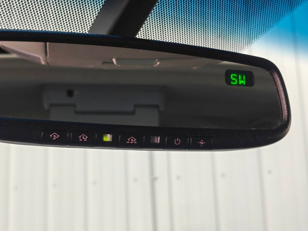 Used 2017 Toyota Sequoia Limited w/ Safety & Convenience Package AWD/4WD image 17