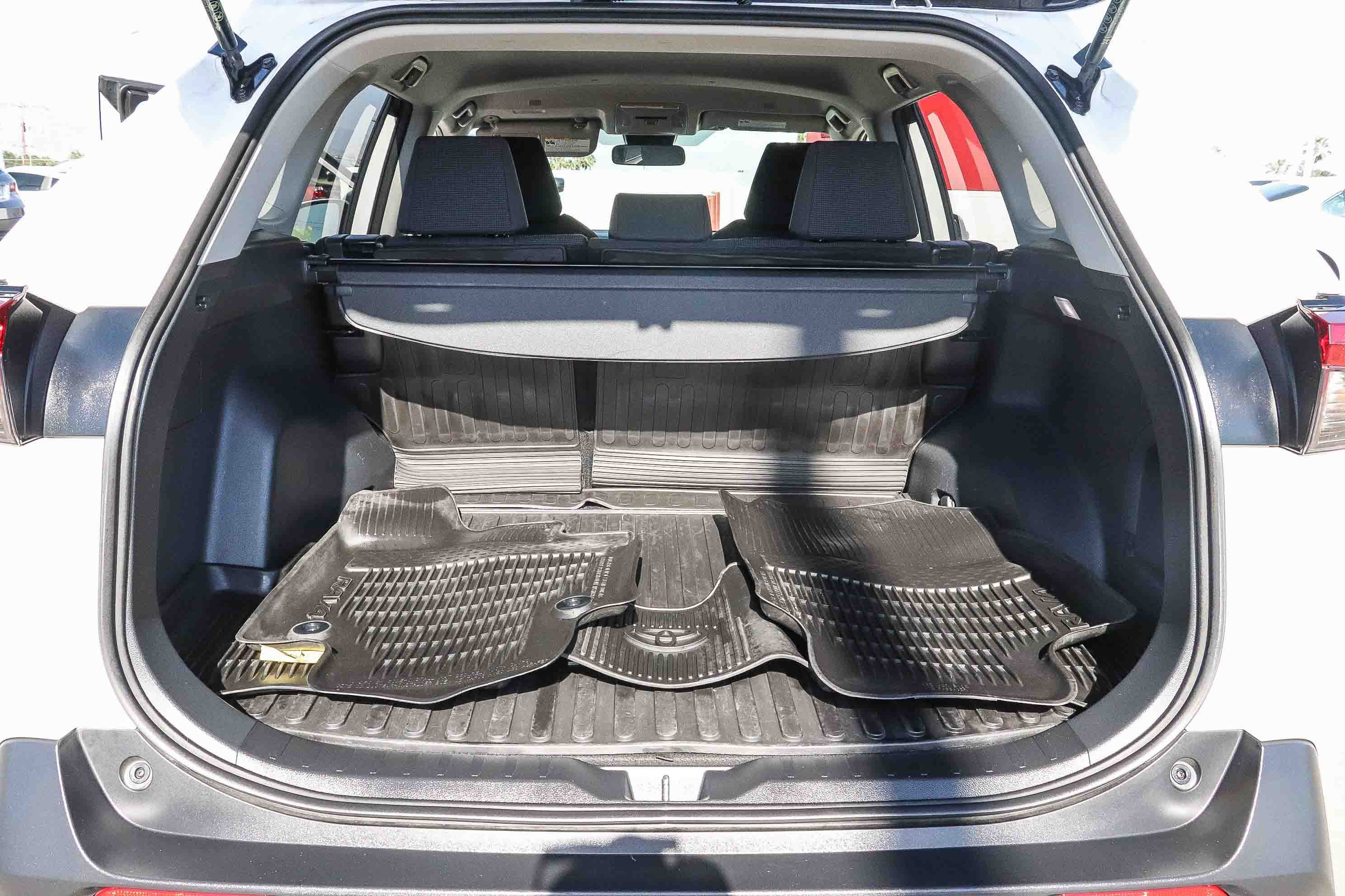 Certified 2023 Toyota RAV4 LE image 26