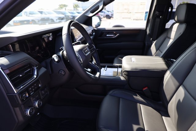 New 2026 GMC Yukon XL Denali w/ Denali Reserve Package image 10