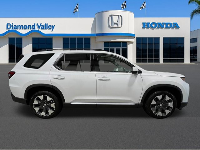 New 2026 Honda Pilot image 2