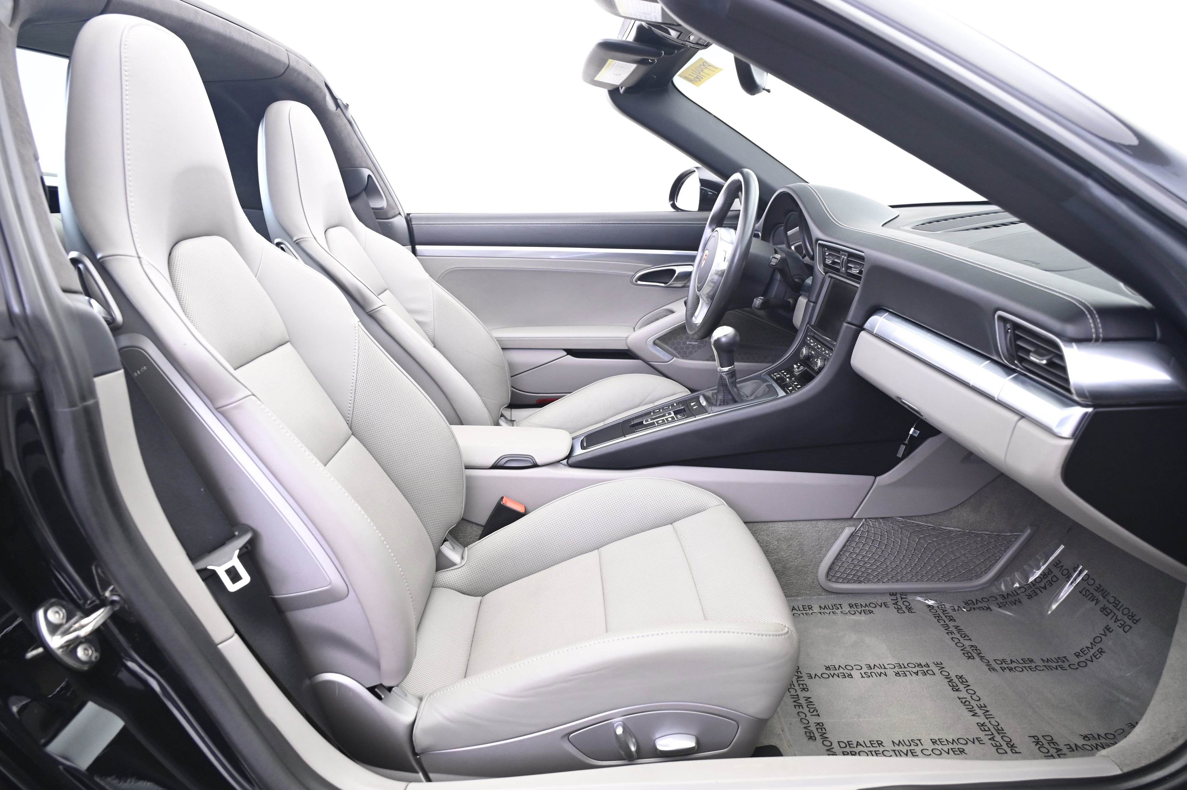 Used 2015 Porsche 911 Targa 4S image 23