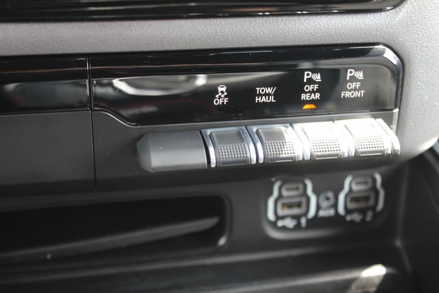 Used 2022 RAM 1500 Big Horn AWD/4WD image 10