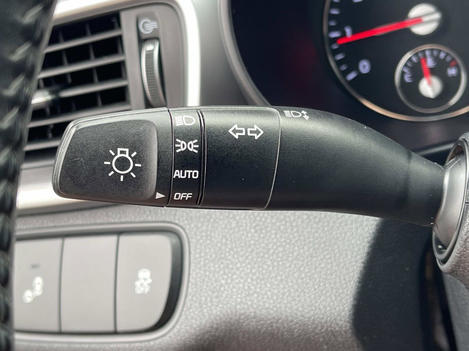 Used 2020 Kia Sorento LX w/ LX I4 Convenience Package FWD image 36