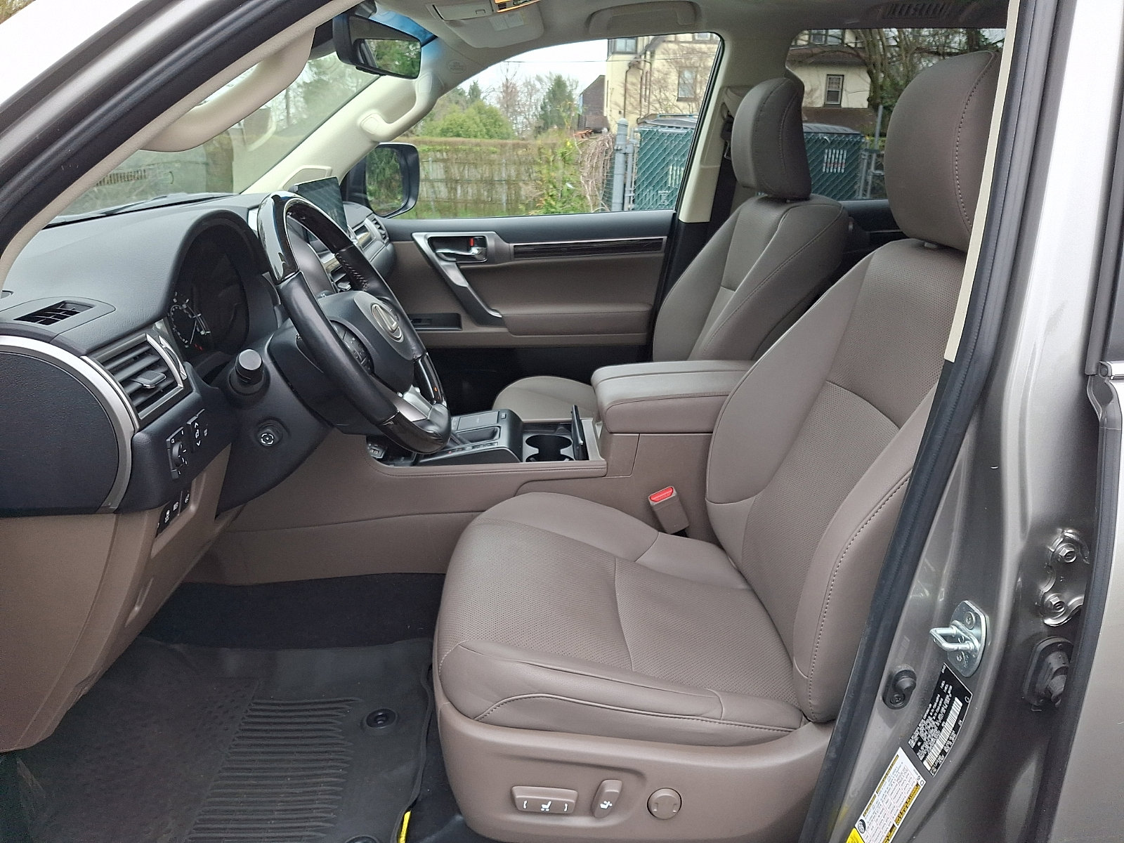 Certified 2023 Lexus GX 460 Premium w/ Premium Package AWD/4WD image 15