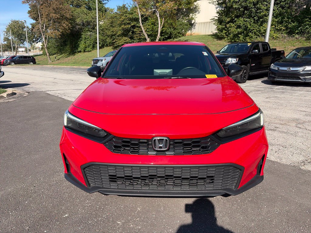 Used 2025 Honda Civic Sport image 2