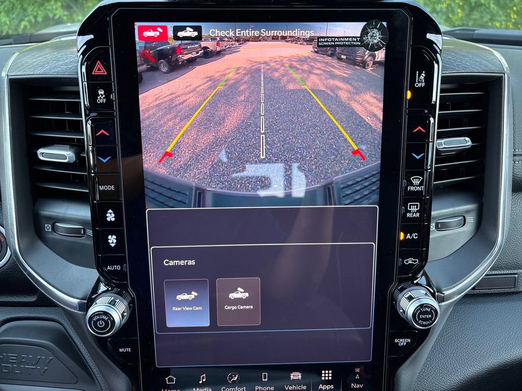 New 2025 RAM 3500 Laramie AWD/4WD image 15