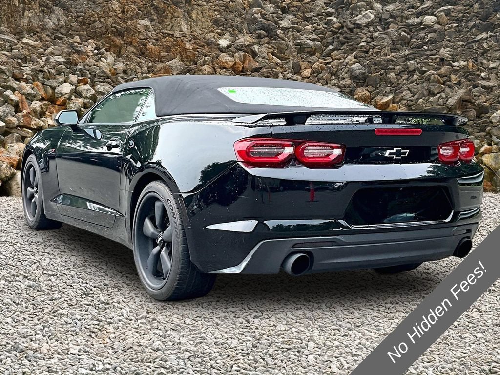 Used 2020 Chevrolet Camaro LT RWD image 10