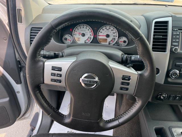Used 2015 Nissan Xterra PRO-4X w/ Pro-4x Leather Package AWD/4WD image 25