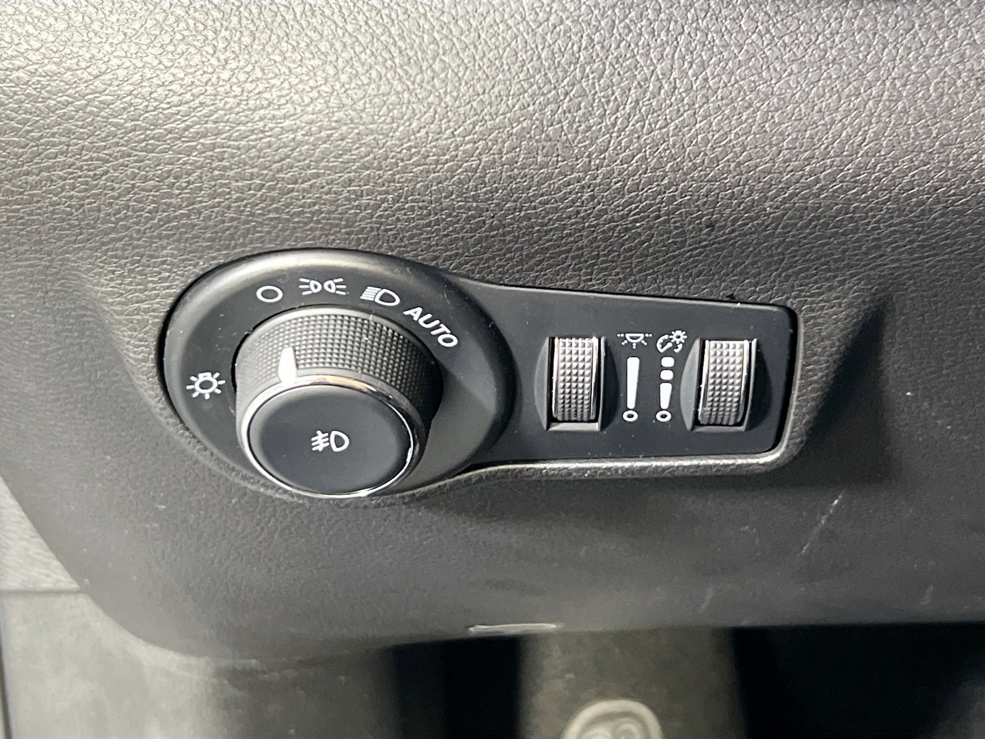 Used 2022 Jeep Compass Trailhawk image 10