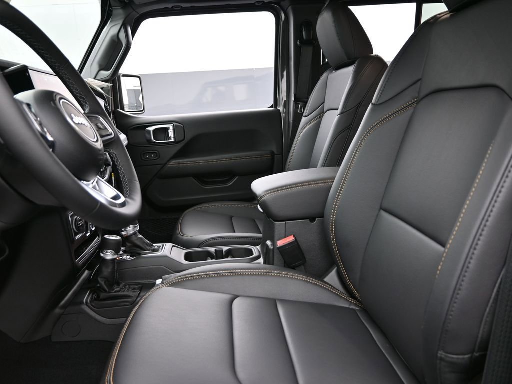 New 2025 Jeep Wrangler Sahara image 10