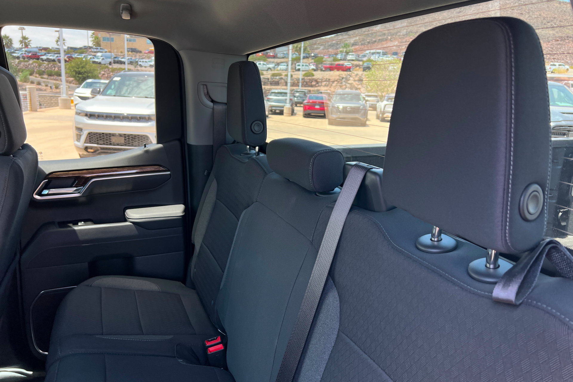 Used 2026 GMC Sierra 1500 Elevation w/ Elevation Select Package AWD/4WD image 21