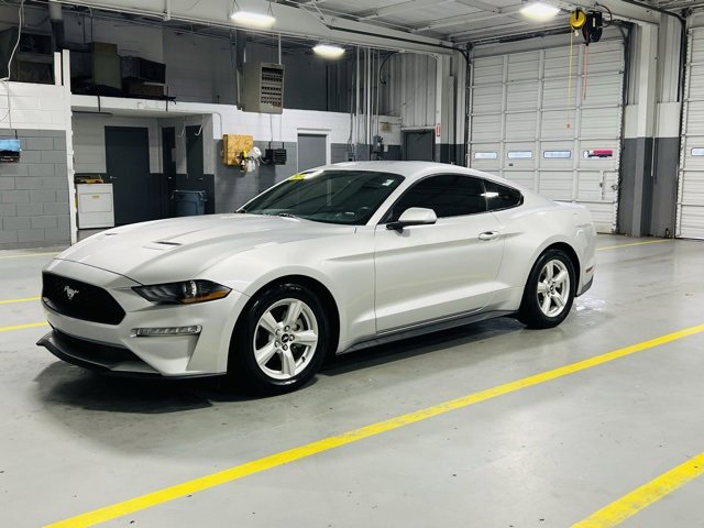 Used 2019 Ford Mustang EcoBoost image 13