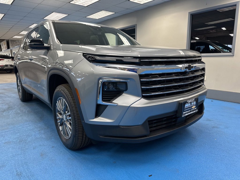 New 2026 Chevrolet Traverse LT w/ LPO, Floor Liner Package