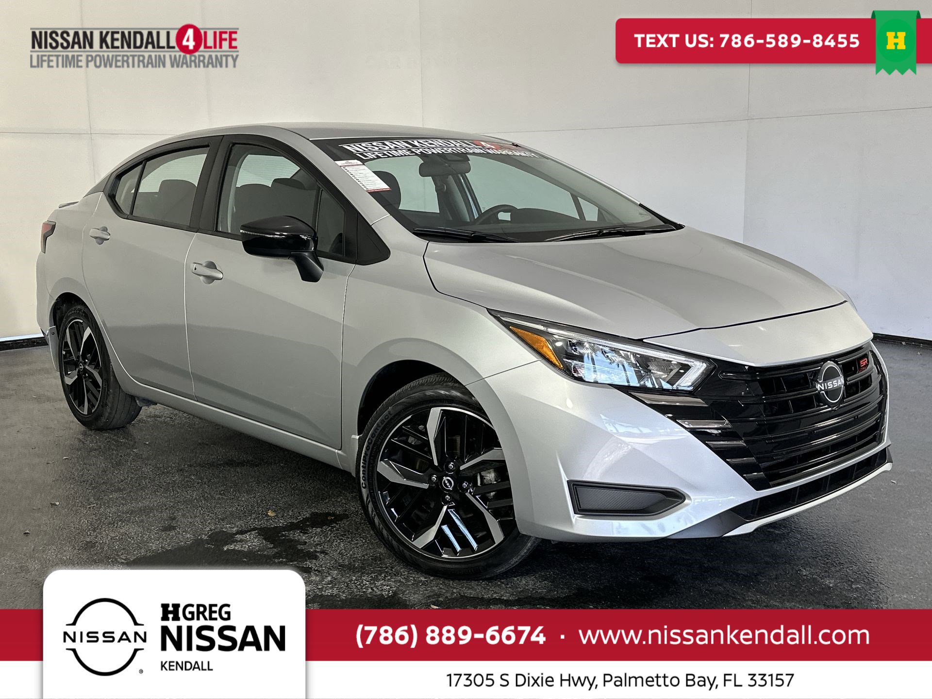 Used 2025 Nissan Versa SR w/ Trunk Package