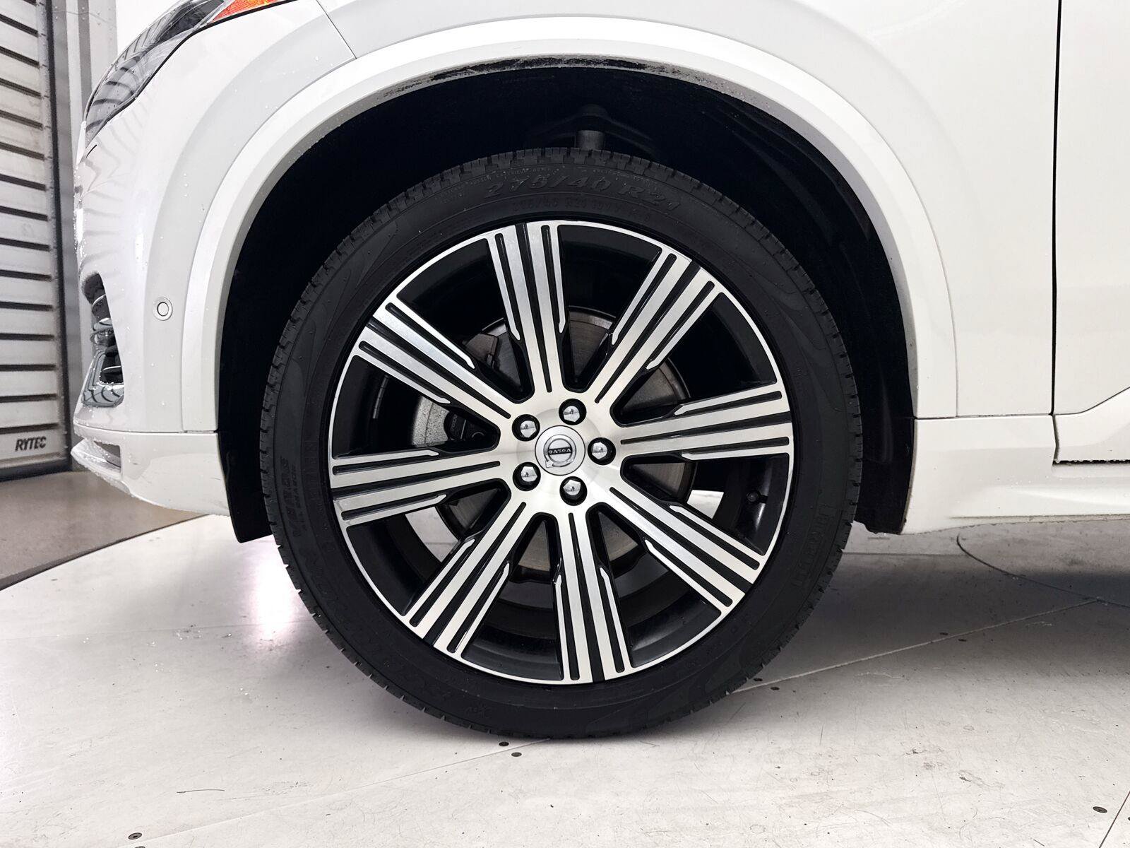 Used 2023 Volvo XC90 B6 Ultimate w/ Protection Package Premier AWD/4WD image 15