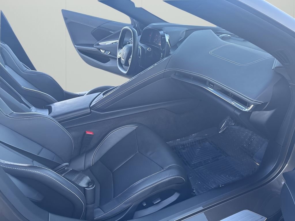 Used 2020 Chevrolet Corvette Stingray Coupe w/ 1LT image 15