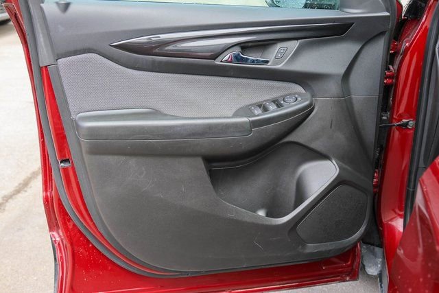 Used 2025 Chevrolet TrailBlazer LT image 9