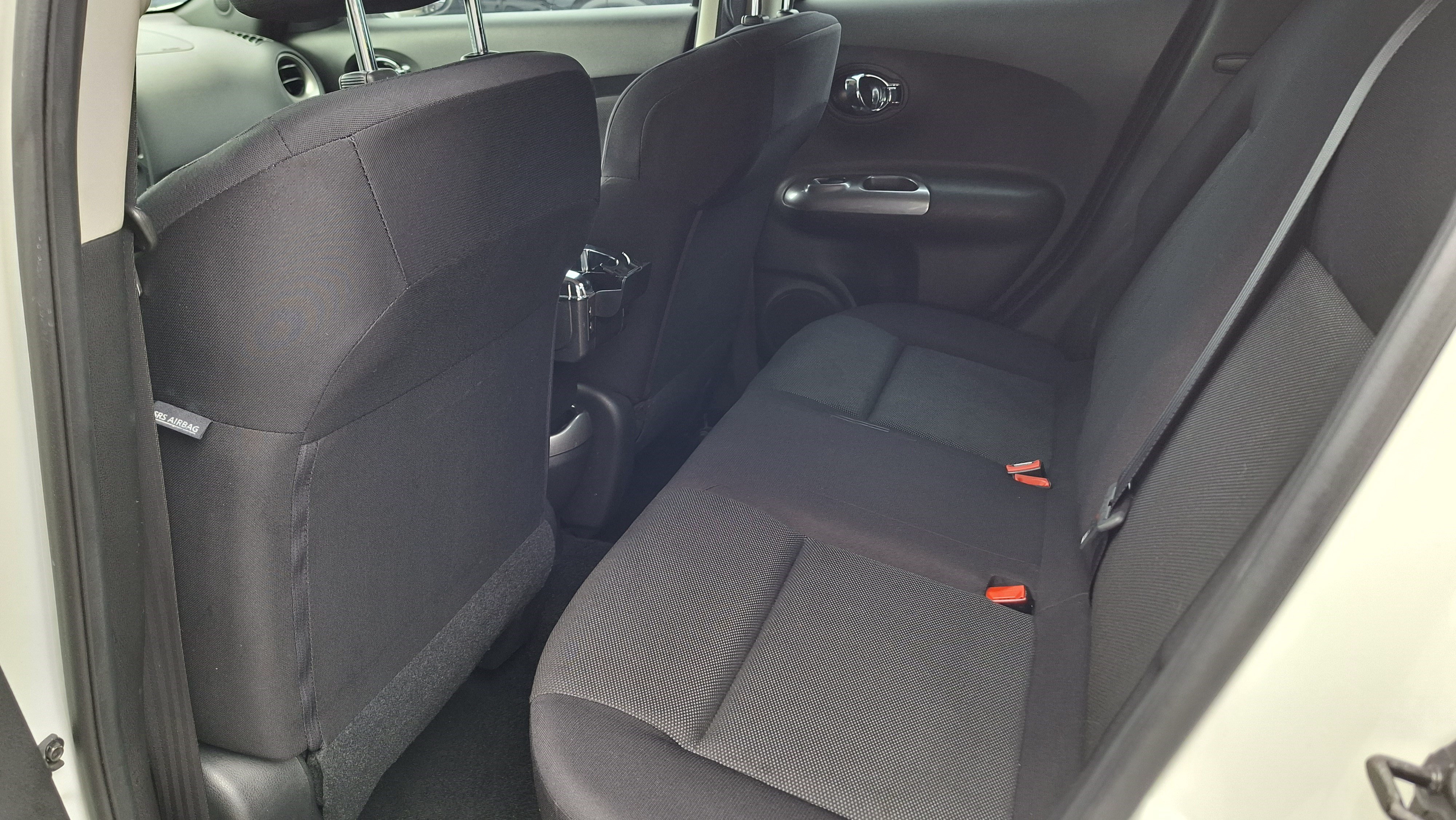 Used 2013 Nissan Juke S FWD image 19
