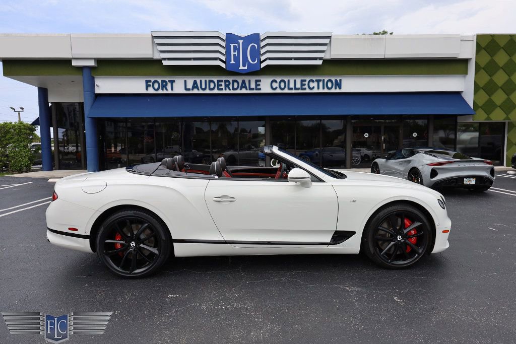 Used 2022 Bentley Continental GT V8 image 2
