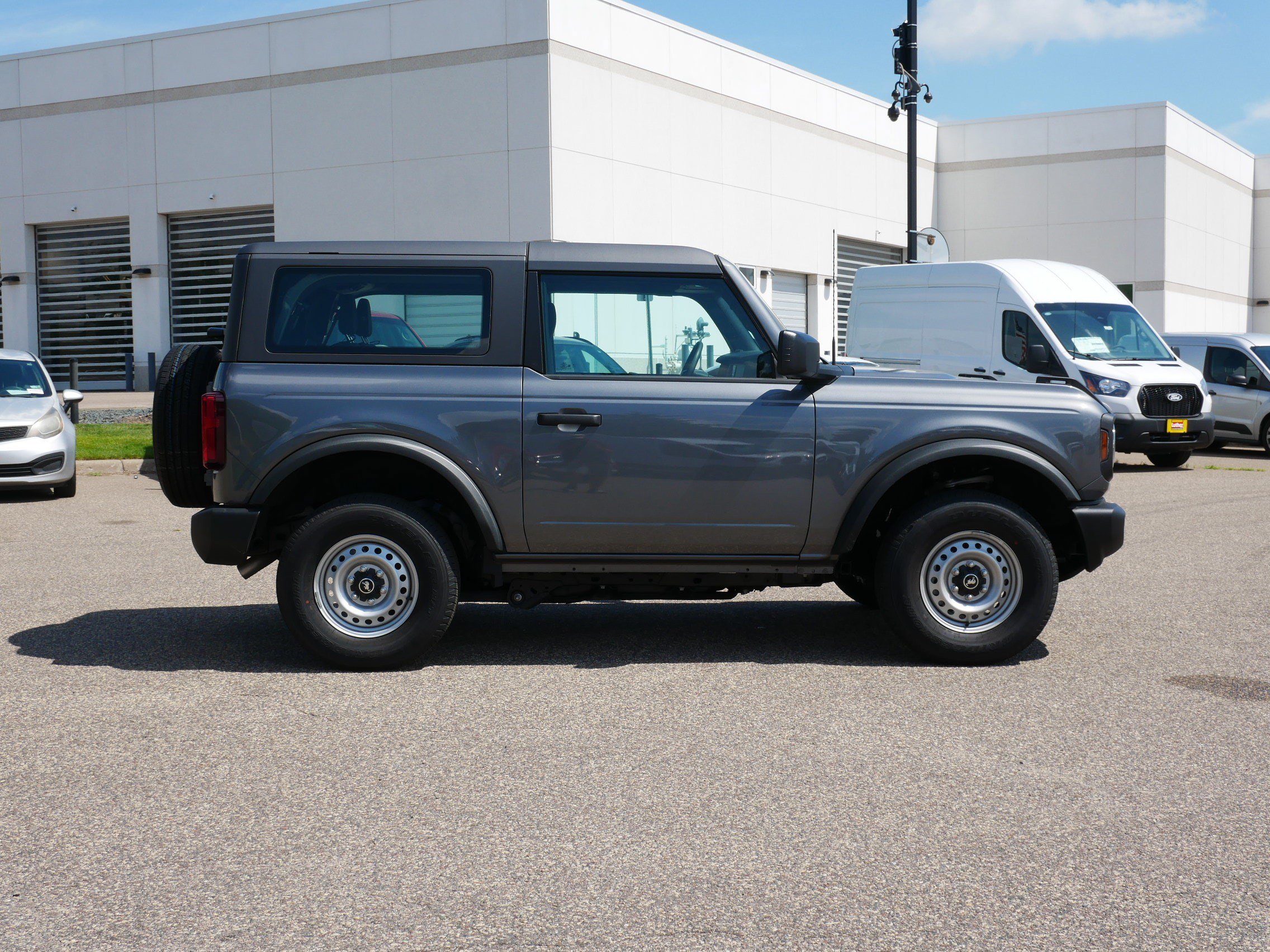 Used 2026 Ford Bronco Outer Banks AWD/4WD image 41