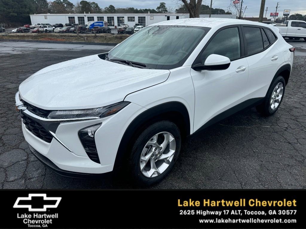New 2026 Chevrolet Trax LS w/ LS Convenience Package