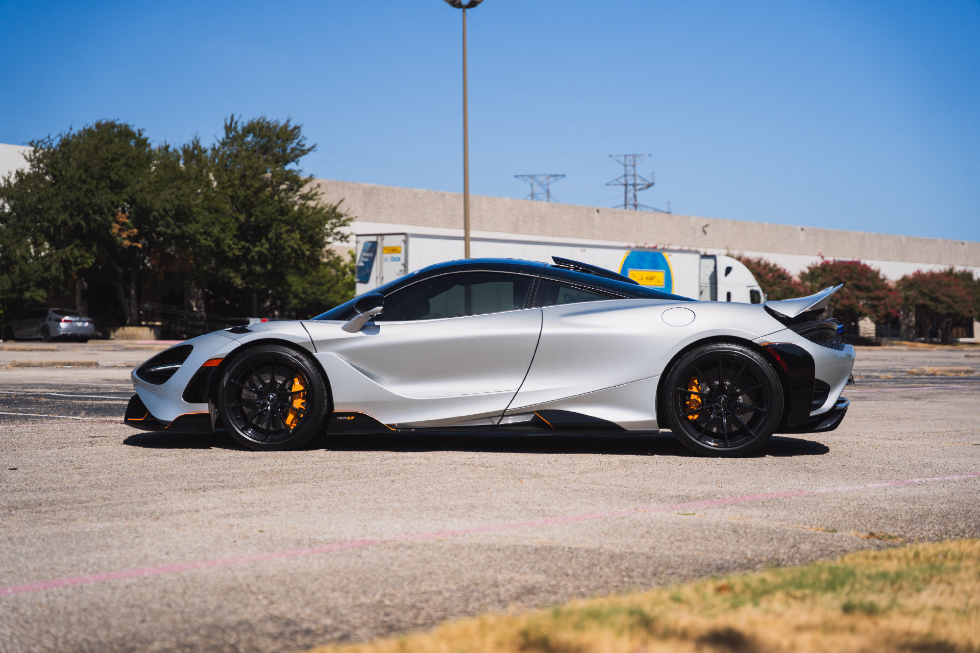 Used 2021 McLaren 765LT RWD image 46