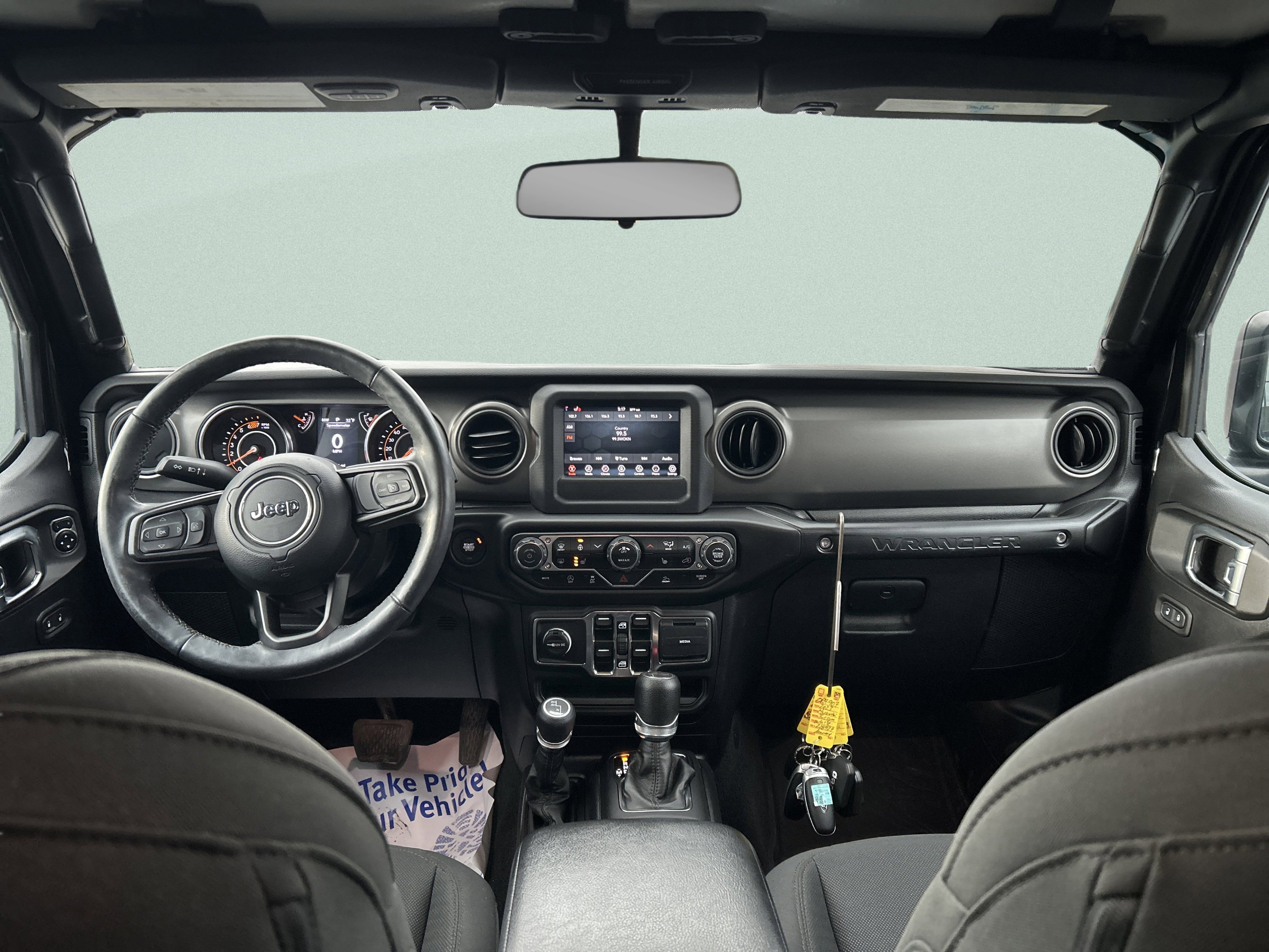 Used 2023 Jeep Wrangler Willys image 18