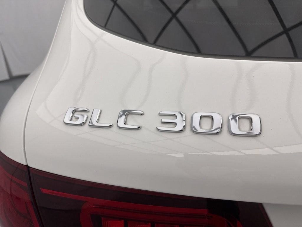 Used 2020 Mercedes-Benz GLC 300 4MATIC image 8