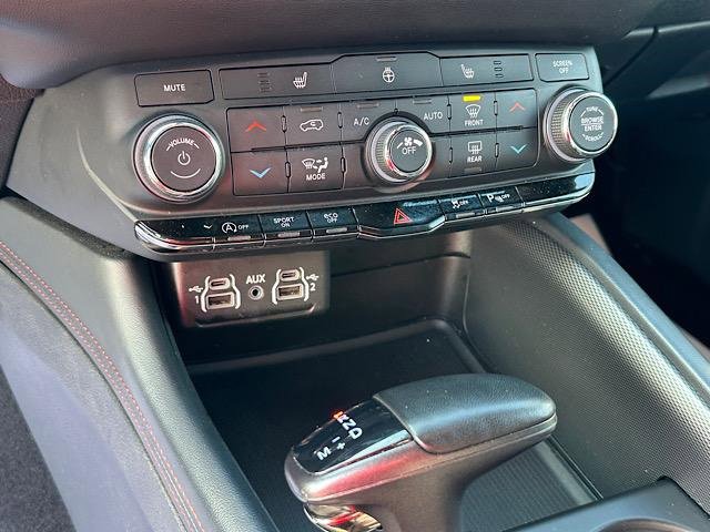 Used 2023 Dodge Durango GT image 29