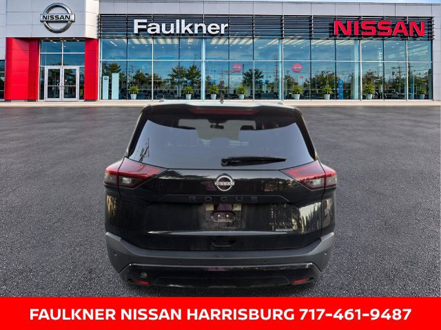 Certified 2023 Nissan Rogue SV w/ SV Premium B Package AWD/4WD image 5
