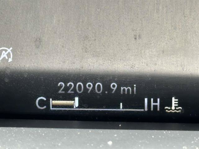 Used 2022 Lincoln Nautilus Reserve AWD/4WD image 39