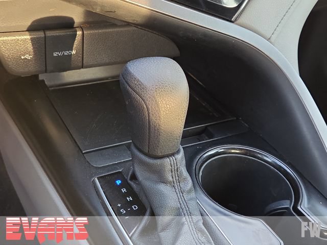 Used 2020 Toyota Camry LE FWD image 7