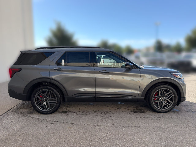 New 2026 Ford Explorer ST w/ Sun And Sound Package AWD/4WD image 4
