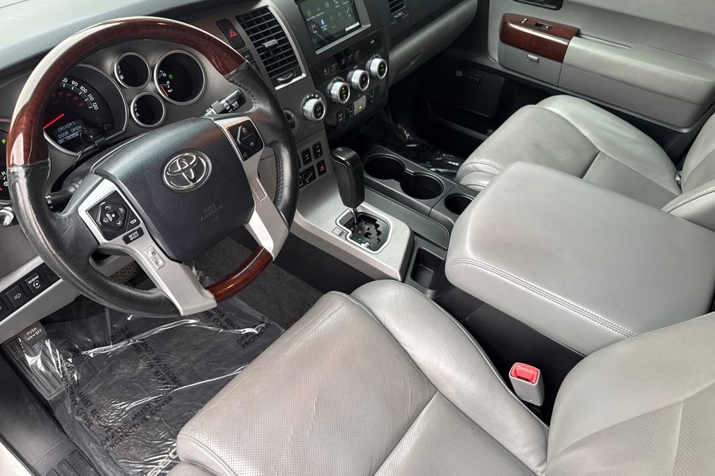 Used 2015 Toyota Sequoia Platinum AWD/4WD image 10