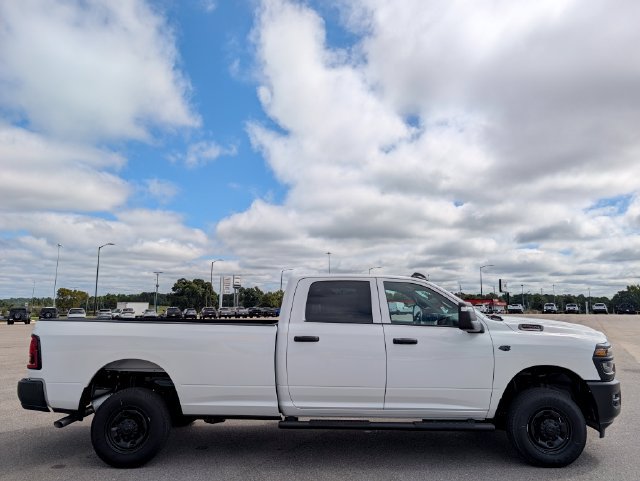 New 2027 RAM 2500 Tradesman AWD/4WD image 6