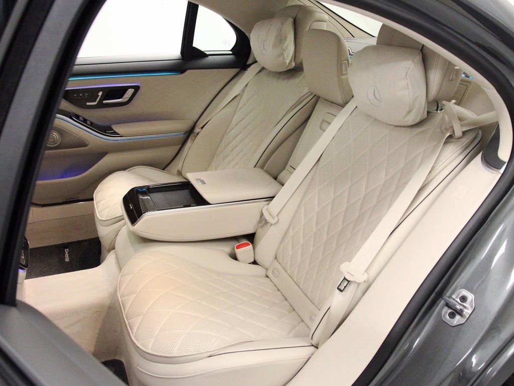 New 2026 Mercedes-Benz S 580 4MATIC Sedan image 13
