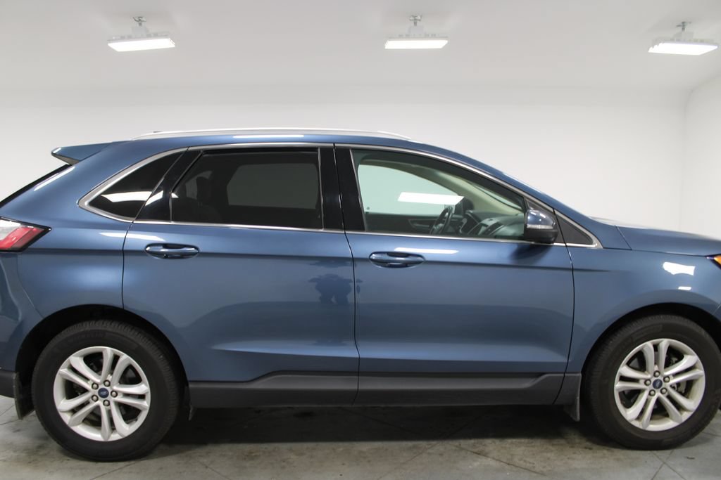 Used 2019 Ford Edge SEL w/ Equipment Group 201A FWD image 11