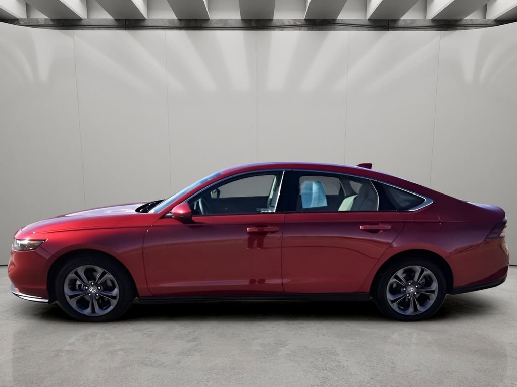 Used 2023 Honda Accord EX image 2
