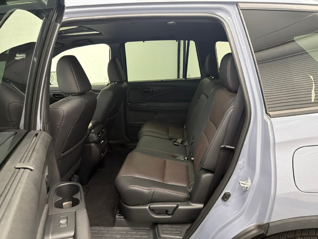 Used 2024 Honda Passport Black Edition image 23