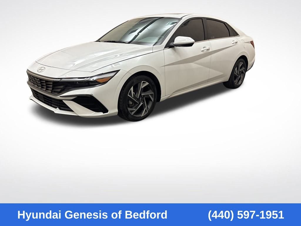 Used 2024 Hyundai Elantra SEL w/ Convenience Package image 1